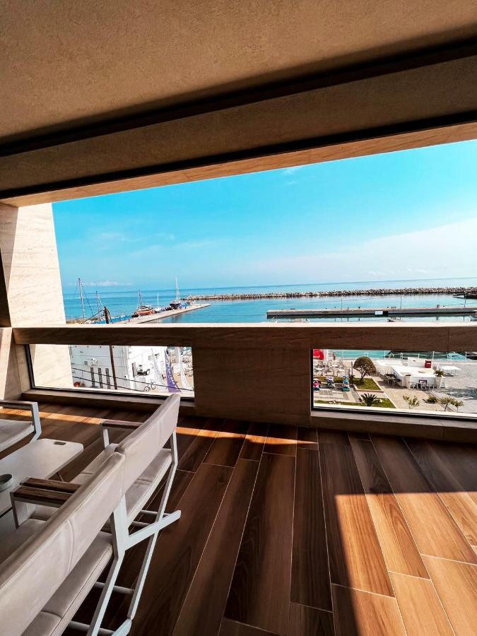 Porto Marine Hotel Платамонас Экстерьер фото
